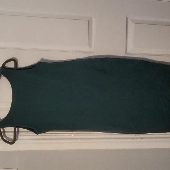 Old Navy Twist-Front Midi Dress - Picture 5 of 8